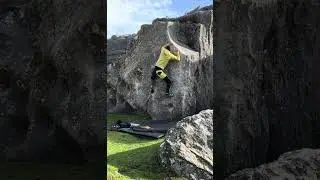 Punto Azul 6c (V5), #ahedo #boulder #thenorthdistrict #merindadesboulder #youtube #shorts