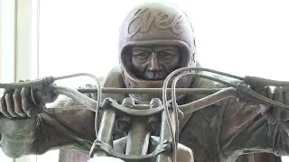 Evel Knievel's legacy lives on through new Las Vegas museum and spirits line