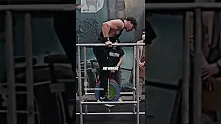 Upper body Squat 😨 #mikementzer #motivation #hittraining #mrolympia #inspiration #growth