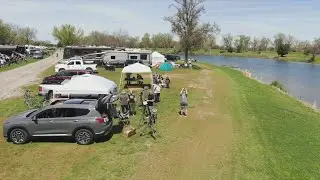 Hundreds travel to Duquoin, IL, to watch the eclipse
