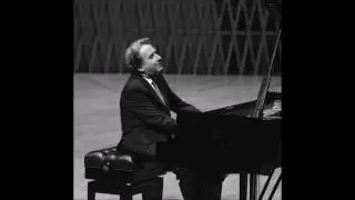 Rudolf Buchbinder plays Beethoven sonata 