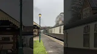 34053 &lsquo;303 squadron&rsquo; whistle compilation