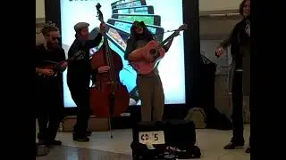 The Jugtown Pirates- Les Battes des Julia (song by Jesse Mills) San Francisco BART Station