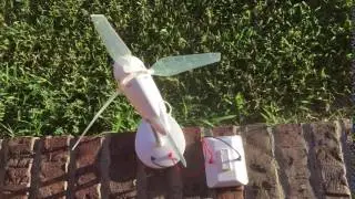 Fan with natural wind