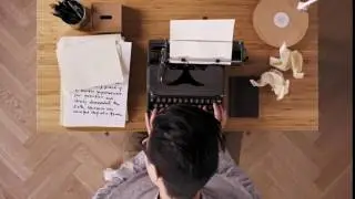 The LILLÅSEN desk, for the storyteller.
