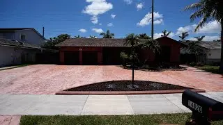 Beautiful Miami Home in Country Walk Area With Pool and Efficiency (Active Listing)