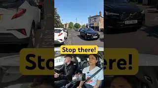 NARROW SQUEEZE 😬 #driving #car #learn #howto #drive #safe #london #road #fyp #pov #teacher