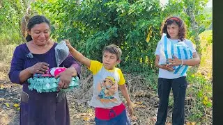 Siguen las Bendiciones Para la Familia, Recibieron Una Despensa 