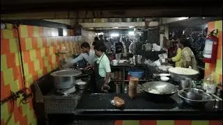 Indian Street Food Heaven: Punjabi, Dosas, Pau Bhaji, Pizza, Chinese and more at Bardoli Khau Galli.