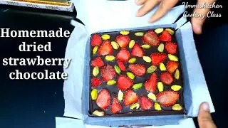 Homemade dried strawberry chocolate//Ummiskitchen cooking class