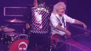 Queen+Adam Lambert live @ Cologne   Crazy little Thing called Love   13 06 2018 Lanxess Arena