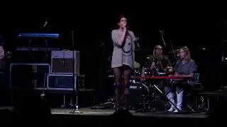 Robyn Ottolini - Trust Issues Live in Red Deer