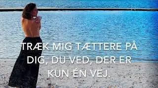 TOPL&Oslash;S P&Aring; STRANDEN - MOLL&Yacute;