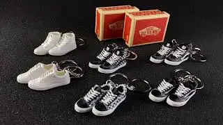 stunning handmade high quality Vans 3d sneaker keychain with box wholesale bulk mini shoe keyring