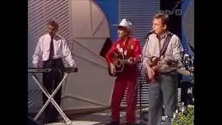 Priit Aava - Laev tõstis purjed