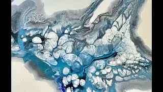 Pouring fluid acrylic. New experiment! Pewter metallic, non-metallic blue and pearl mix.