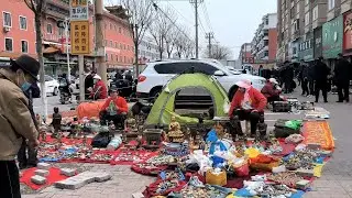 China Village Life | Lost & Found: Searching for Antiques in China&rsquo;s Oldest Flea Market