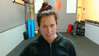 Superman Alternating Glute Squeezes