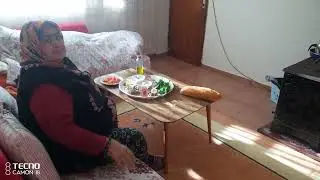 Pazar kahvaltisindan sohbetler sobada ekmek 🍞🍞🍞 kızartma çıtır çıtır beğenirseniz mutlu olurum