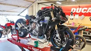 Carbon S1000RR gets Blacked Out Radiator Guards!