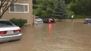 Heavy rains pound western Washington