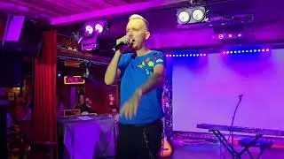 Benidorm Coldplay   Fix You