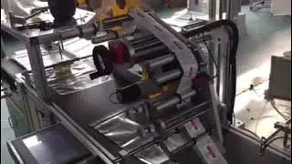 Vacuum Suction Feeder Labeling Machine |Pick-and-Place Feeder for Irregular & Non-Frictive Materials