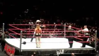 WWE Raw MSG 12/28/08 Kane vs Shawn Michaels Part 1
