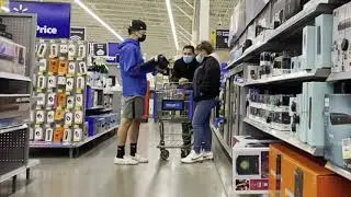 Shopping out of peoples hands !(GONE WRONG)