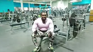 Bench press, triceps and positive sauna talk