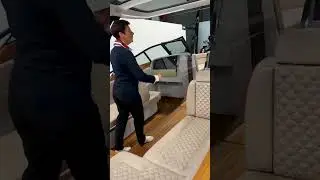 🚤 Kleiner Walk-Around mit Romana Caminada auf der neuen VTS Flying Shark 7.7 Bowrider ✨