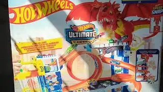 Abriendo la pista Ultimate garage dragon de hot wheels 