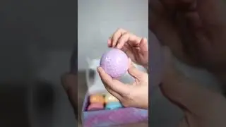 ASMR Unboxing / Bath Bombs Mermaid Theme #asmr #unboxing #bathbomb #bathing #bathroom #soap #bathtub
