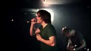 Minute of Fame - The madness don&acute;t go (official clip)