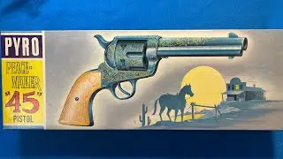 Обзор и распаковка набора для сборки винтажного пистолета Colt Single Action Army &laquo;Pyro 1965 Peac...