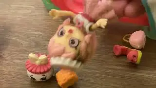Pommie runs a teen and adult bueuty business and pinkie cola roast her