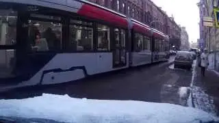 Новый трамвай Alstom (Франция) в СПБ. Красив же зараза!