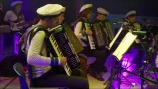 Abba Gold door accordeonorkest Dansende Vingers Meeuwen (B)