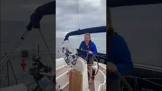 Melike bringing the boat back to harbour ⛵️ #adventure #sailing #sailingfun #sailinglifestyle