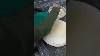 viraaj making roti for him