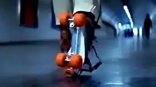 Subway (Film) 1985 - Quad Rollerskate