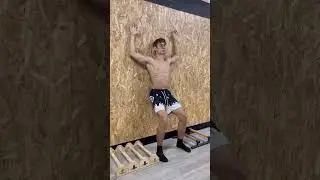 Wall angel