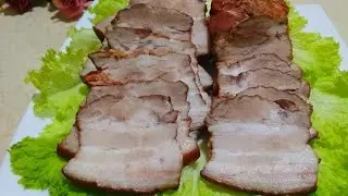 ГРУДИНКА ПО-ДОМАШНЕМУ. Вареная грудинка в луковой шелухе. 🍖🍖🍖 .#brisket #грудинка *