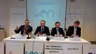 Video IFIMES Okrugli sto: Srbija pred vanrednim parlamentarnim izborima 2016 04-04-2016