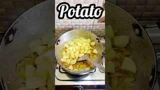 Onion Potato Dry Curry Recipe - Potato Curry #shortsviral #trending #viralvideo #food #shortfeed