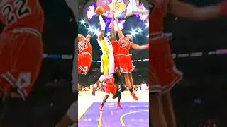 Kobe vs entire bulls squad 😲