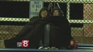 Middletown football fans brave the cold weather