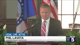 Phil LeVota sworn in as interim Jackson County Executive