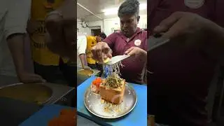 Most Unique Misal Pav Of Pune😍 #shortvideo #pune #viral #explore #misalpav #streetfood #shorts