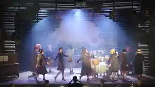 Betty Blue Eyes Act 2